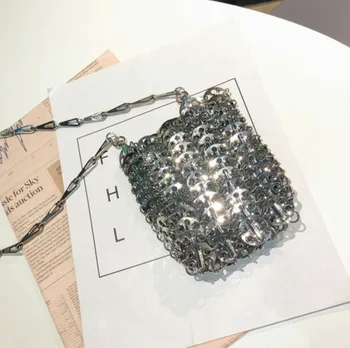 2019. gada Vasarā jaunu Spīdumu Sequined somas Dizaina mini Kausu Pleca Soma Sieviešu Ādas Sieviešu tālrunis Crossbody Soma Ar Ķēdes