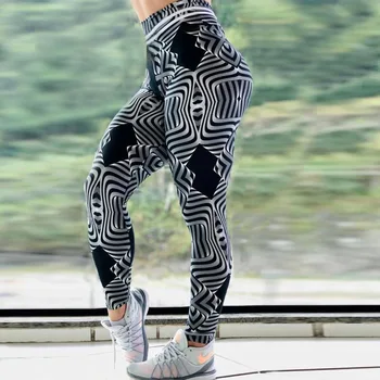 NORMOV Sieviešu Treniņu Stulpiņi Push Up Hologrāfiskā Black 3D Metāla Drukāšanas Leggins Augsta Vidukļa Sporta Zeķes Fitnesa Legging