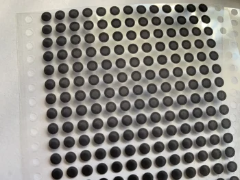 4.0 mm putekļu tīkla melno krāsu 4mm Austiņu tērauda sietu Austiņu aksesuāri Auss apvalks, nepievelk putekļus, 100gab
