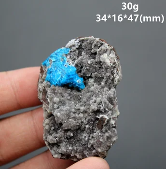 Dabas reti Cavansite (ūdens, silīcija vanādija kalcija) minerālu paraugu akmens un kristāla kvarcu no Indijas
