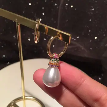 Krāsains pērle sievietes vienkārši auskari asimetriska slīpums auskari