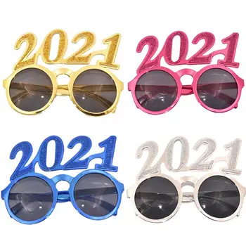 2gab Jauno Gadu Brilles Spīdums Ir 2021. Puse Brilles Smieklīgi Jaunajā Gadā Grupa Krājumi Jaunums Glāzes Ir 2021. New Year Eve Puse