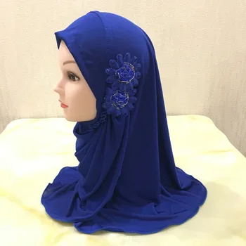 Iekšējās vāciņi hijab Islāma apģērba wrap musulmaņu bērni hijab underscarf sunīti Cietā ziedi lakatiņu bērniem no 2 līdz 7 gadiem