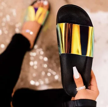 Eiropa Modes Vizuļi Sandales/čības 2019 Jaunā Sieviešu Shinny Krāsu Modelis Vienotas Pludmales Flip Flop Āra Savvaļas PVC Čības