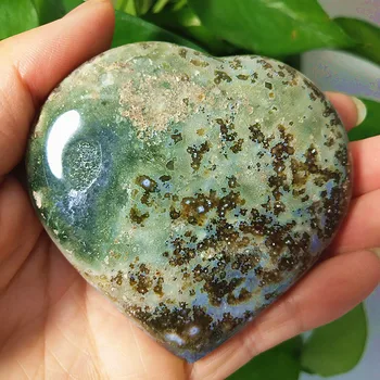 Fiziska jūras jašma akmens jūras pērle sirds kristāla, akmens minerālu paraugu kristāla ston