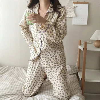 Svešzemju Kitty Ziedu Drukas Maigu Uzvalku Komplekti Sievietēm Salds Vienu Krūtīm Modes Sleepwear Mīksto Zaudēt Pidžamu Svaigu Mājas Drēbes